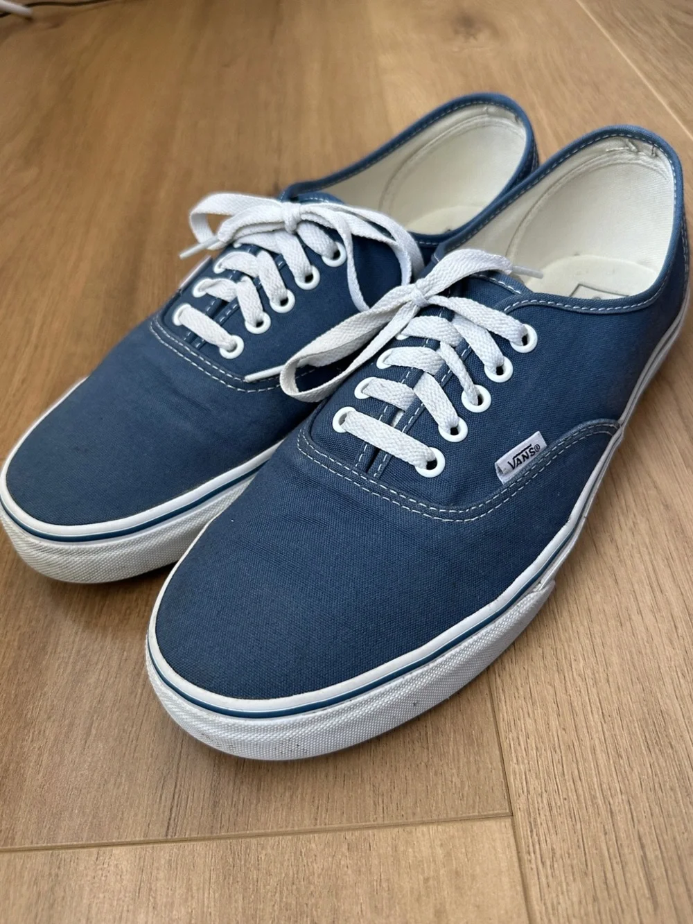 Vans Authentic - Size 11 Men - Picture 1 of 5